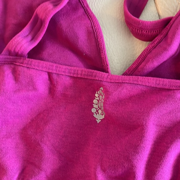 (MAJOR SALE) Free People Movement Good Karma Tank Top M/L - Picture 3 of 4